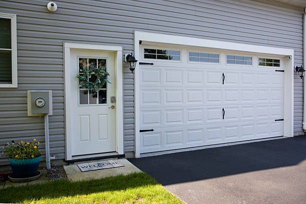 24/7 Emergency Garage Door Panel Replacement experts in Purdy, WA